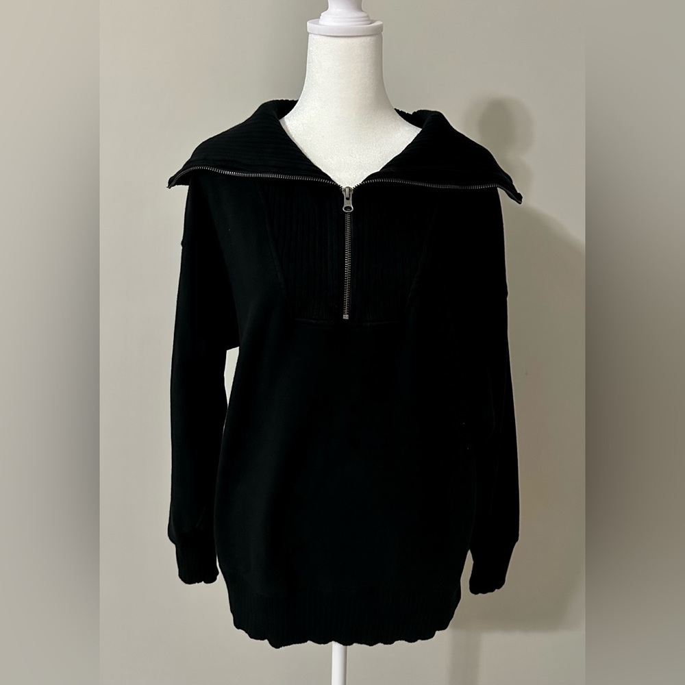 Aerie 3/4 zip sweatshirt. Great condition.